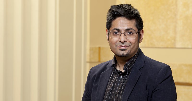 Professor Vik Kanwar