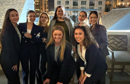 Full group photo of the two TAHP teams competing in the TAHP Teams for the San Diego Defense Lawyers Mock Trial Competition 