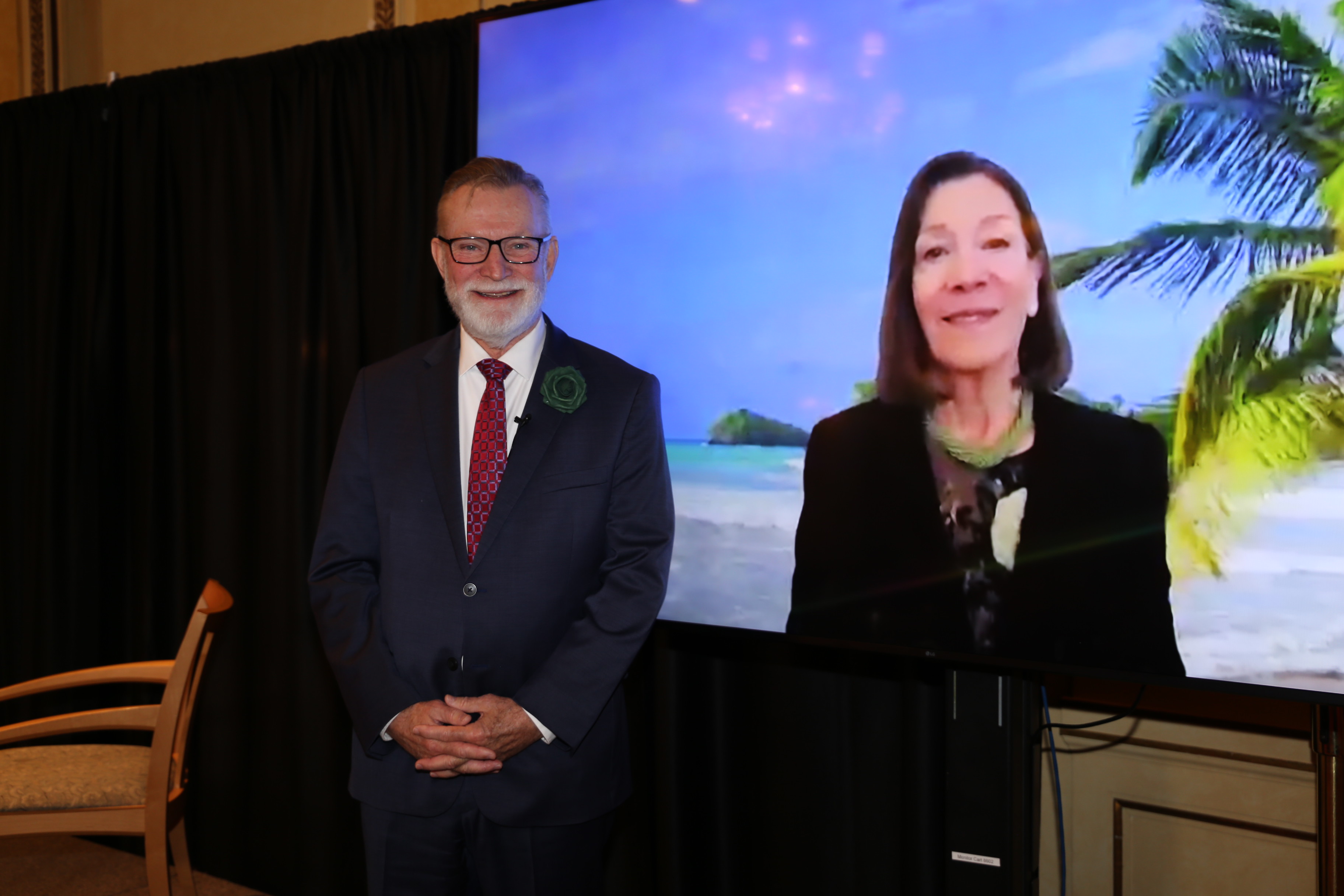 Rob Parris and JAMS mediator Donna Melby